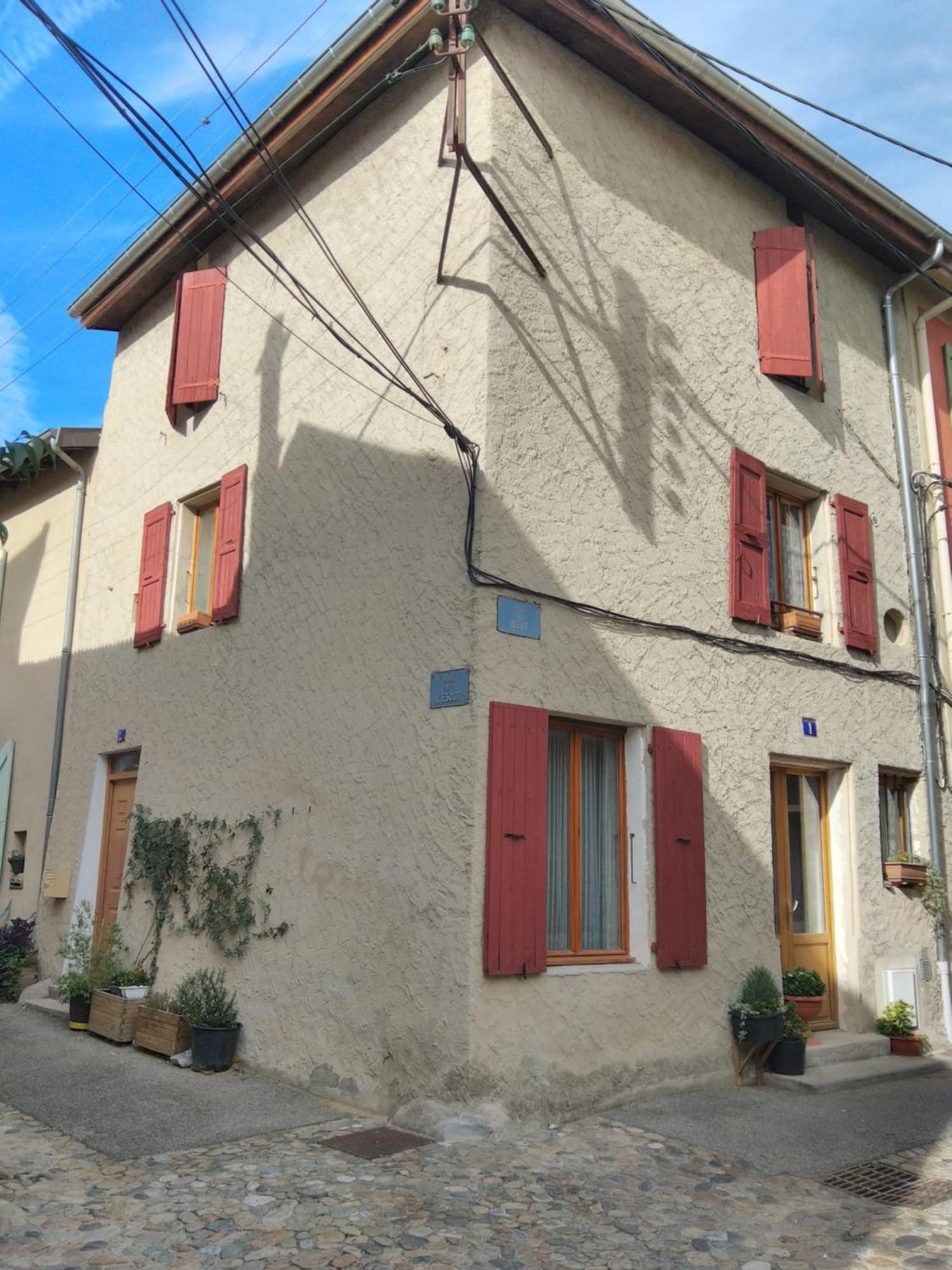 Romans-Sur-Isere, Maison De Rue En Centre Ancien Exterior photo
